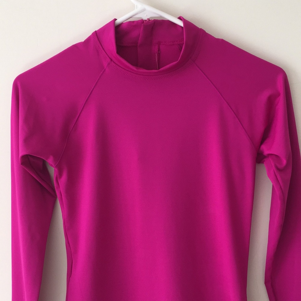 NWT Athleta North Point Rashguard - Picture 3 of 11